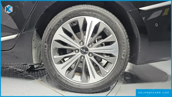 KIA K8 SIGNATURE SPECIAL