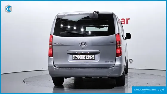 HYUNDAI STAREX 3-SEATER VAN