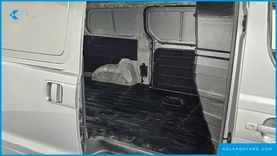 HYUNDAI STAREX 3-SEATER VAN