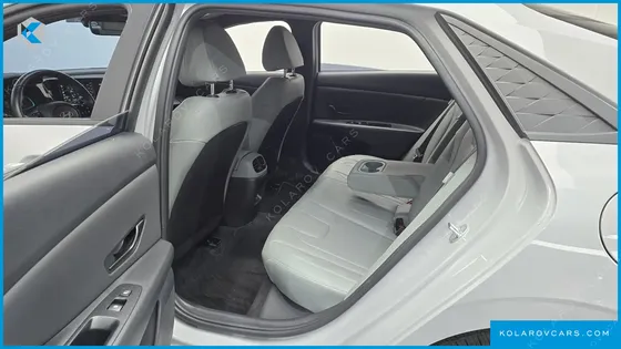 HYUNDAI ELANTRA (AVANTE) 1.6