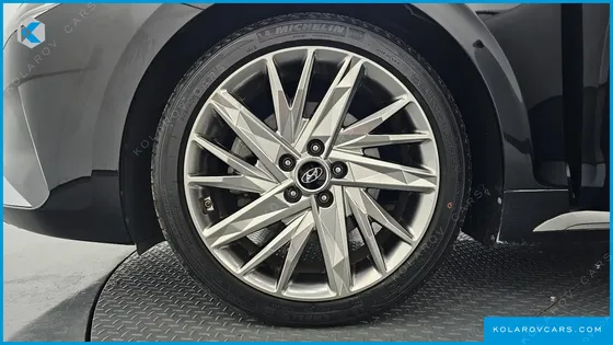 HYUNDAI GRANDEUR 2.5