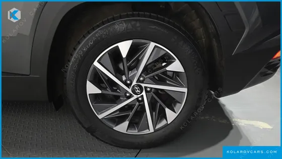 HYUNDAI TUCSON GASOLINE 1.6 TURBO 4WD