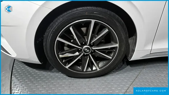 HYUNDAI GRANDEUR 2.5