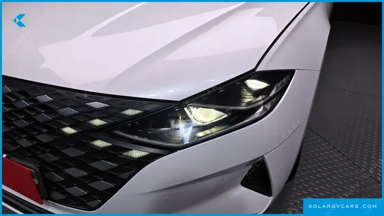 HYUNDAI GRANDEUR 2.5