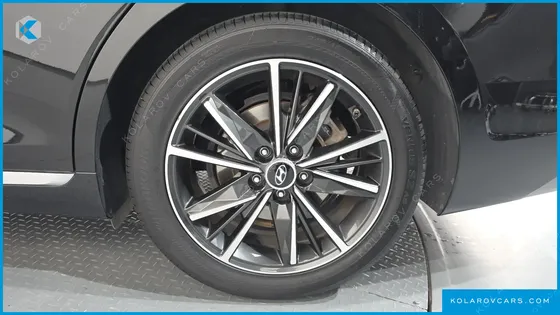 HYUNDAI GRANDEUR 2.5