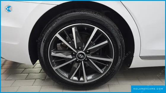 HYUNDAI GRANDEUR 2.5