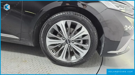 KIA K8 SIGNATURE SPECIAL