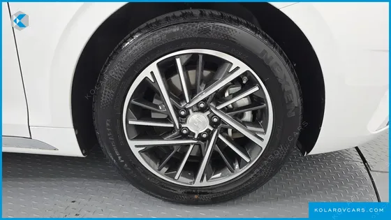 HYUNDAI GRANDEUR 3.0 LPI