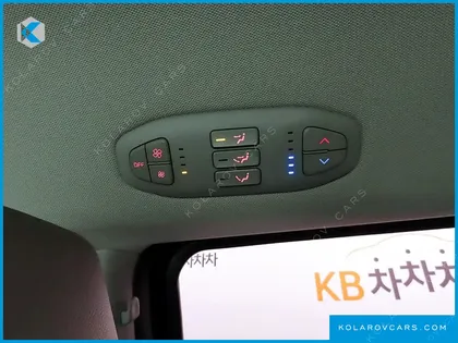 KIA CARNIVAL 11-SEATER DELUXE