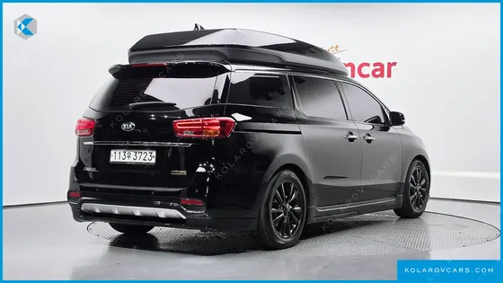 KIA CARNIVAL 7-SEATER HI-LIMOUSINE