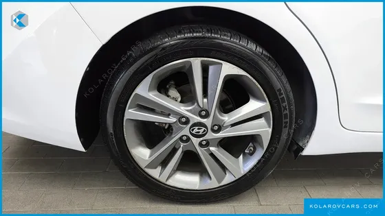 HYUNDAI ELANTRA (AVANTE) 1.6 GDI VALUE PLUS