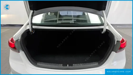 HYUNDAI ELANTRA (AVANTE) 1.6 GDI VALUE PLUS
