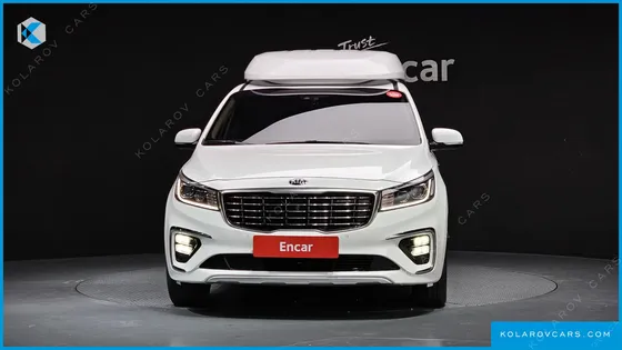 KIA CARNIVAL 7-SEATER HI-LIMOUSINE