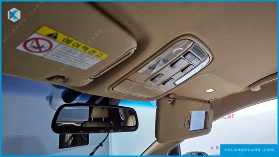 KIA CARNIVAL 7-SEATER HI-LIMOUSINE
