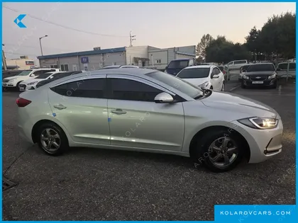 HYUNDAI ELANTRA (AVANTE) 1.6 GDI SMART