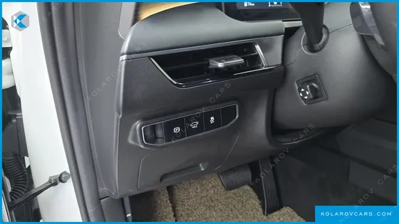 KIA K8 2.5 GASOLINE 2WD