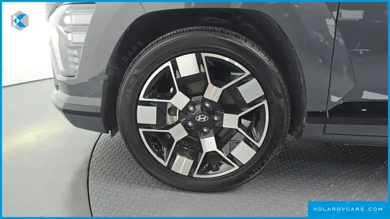 HYUNDAI KONA LONG RANGE