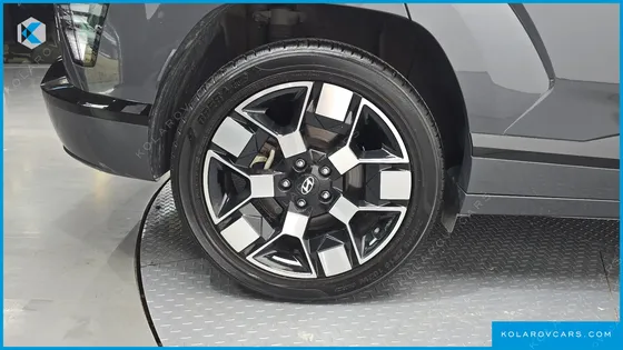 HYUNDAI KONA LONG RANGE