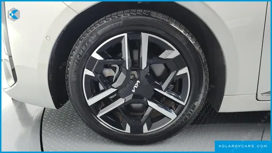 KIA K8 2.5 GASOLINE 2WD