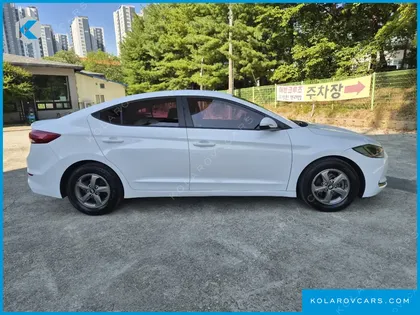HYUNDAI ELANTRA (AVANTE) 1.6 GDI SMART