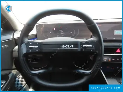 KIA K8 2.5 GASOLINE 2WD