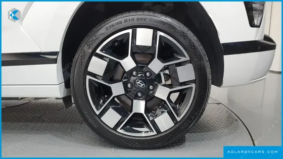 HYUNDAI KONA LONG RANGE