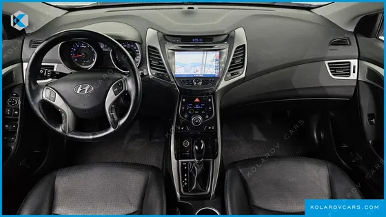 HYUNDAI ELANTRA (AVANTE) 1.6 GDI SMART