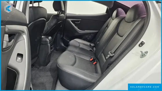 HYUNDAI ELANTRA (AVANTE) 1.6 GDI SMART