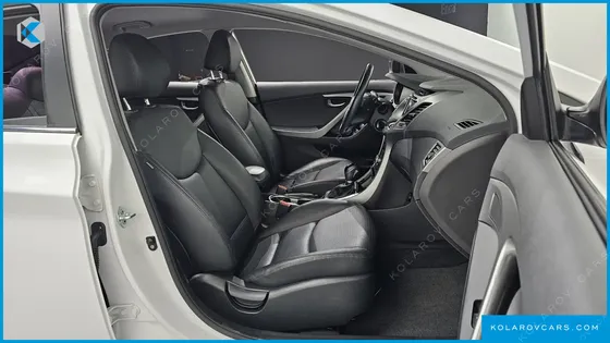 HYUNDAI ELANTRA (AVANTE) 1.6 GDI SMART