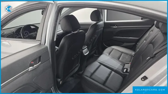 HYUNDAI ELANTRA (AVANTE) 1.6 E-VGT SMART