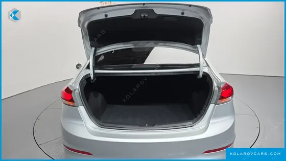 HYUNDAI ELANTRA (AVANTE) 1.6 E-VGT SMART