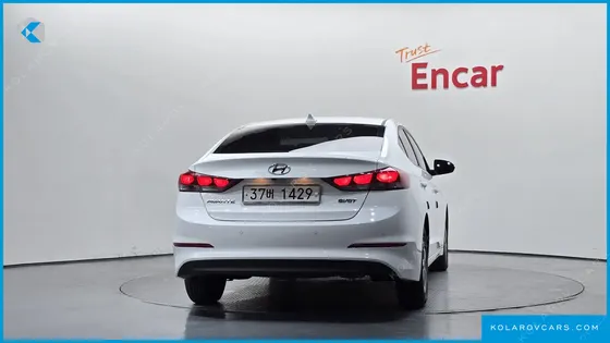 HYUNDAI ELANTRA (AVANTE) 1.6 E-VGT SMART