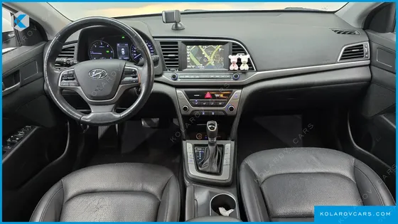 HYUNDAI ELANTRA (AVANTE) 1.6 E-VGT SMART
