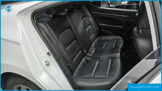 HYUNDAI ELANTRA (AVANTE) 1.6 E-VGT SMART