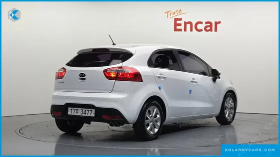 KIA PRIDE 1.6 GDI HATCHBACK