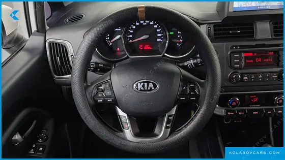 KIA PRIDE 1.6 GDI HATCHBACK