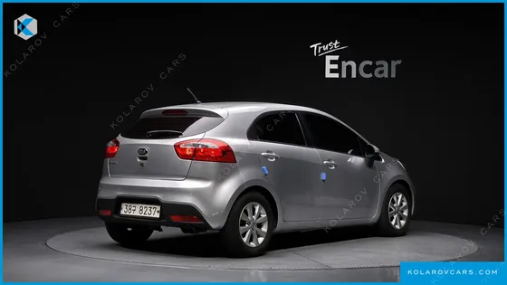 KIA PRIDE 1.6 GDI HATCHBACK