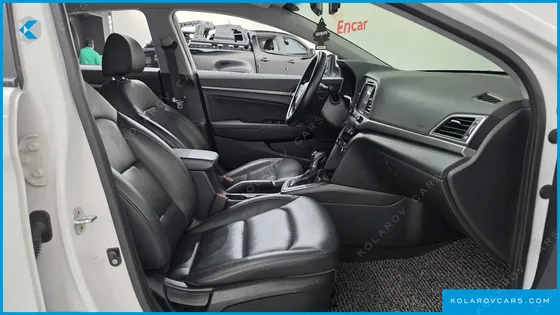 HYUNDAI ELANTRA (AVANTE) 1.6 E-VGT SMART