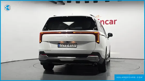 KIA CARNIVAL DIESEL 9-SEATER NOBLESSE