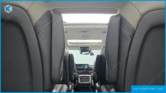 KIA CARNIVAL HEV 9SEATER SIGNATURE