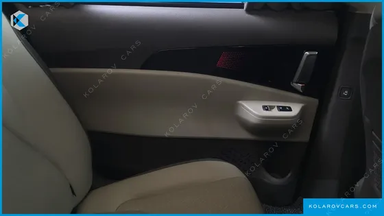 KIA CARNIVAL HEV 9-SEATER HI-LIMOUSINE