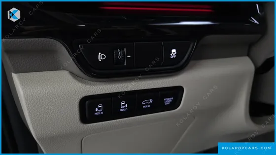 KIA CARNIVAL HEV 9-SEATER HI-LIMOUSINE