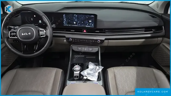 KIA CARNIVAL DIESEL 9-SEATER NOBLESSE