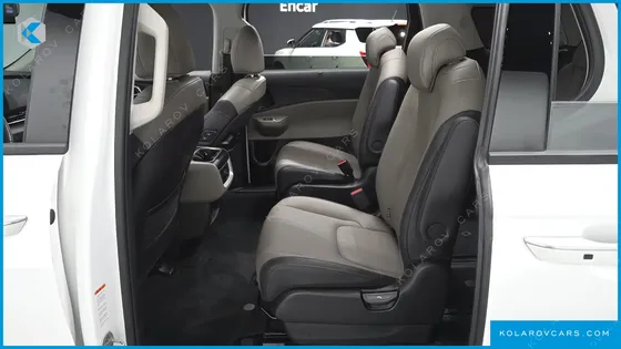 KIA CARNIVAL DIESEL 9-SEATER NOBLESSE