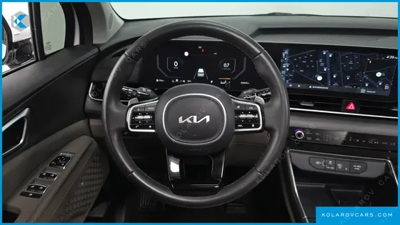 KIA CARNIVAL DIESEL 9-SEATER NOBLESSE
