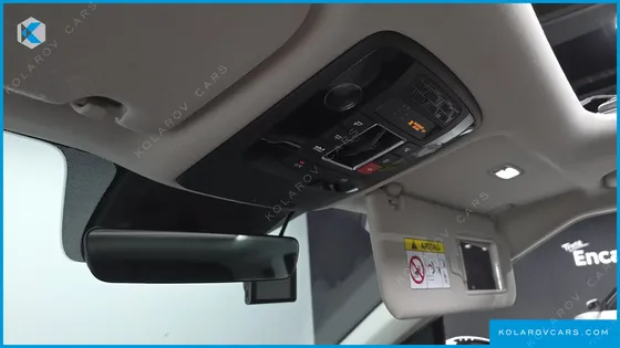 KIA CARNIVAL DIESEL 9-SEATER NOBLESSE