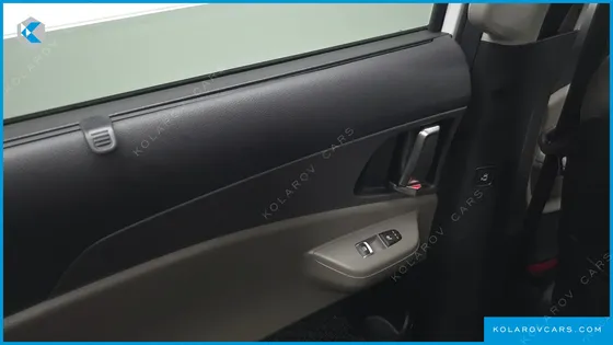 KIA CARNIVAL DIESEL 9-SEATER NOBLESSE