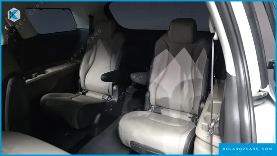 KIA CARNIVAL HEV 9SEATER NOBLESS