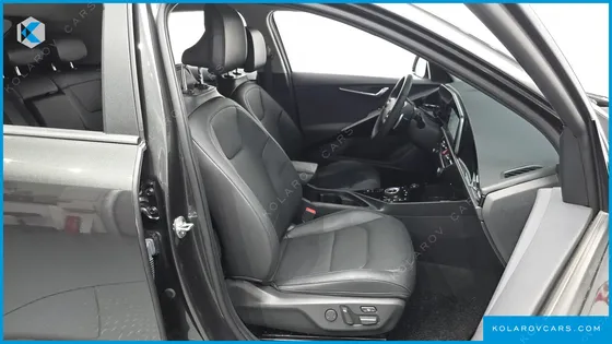 KIA NIRO SIGNATURE