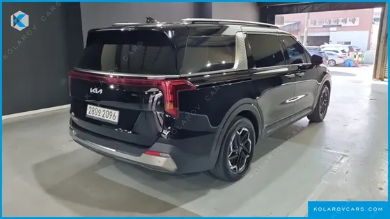 KIA CARNIVAL GASOLINE 9-SEATER NOBLESSE